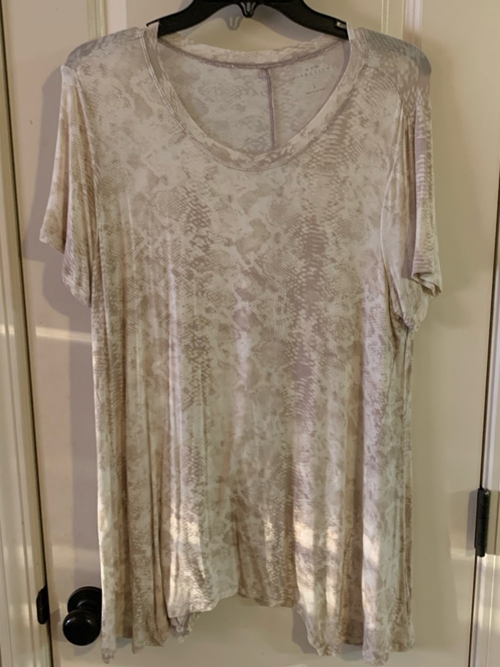 new directions Short-Sleeve Snake-Print Top in Light Taupe and Cream